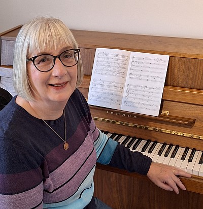 Isobel Burnie, Accompanist